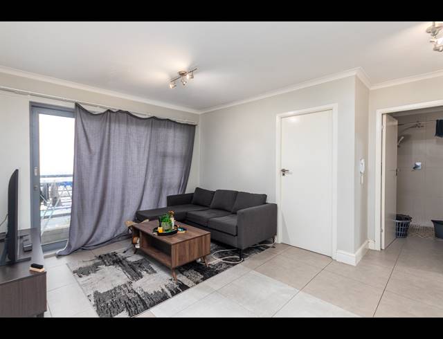 2 BEDROOM APARTMENT TO LET IN OBSERVATORY